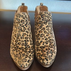 Chinese Laundry Animal Print Bootie Size 7M. 1 3/4” heel
